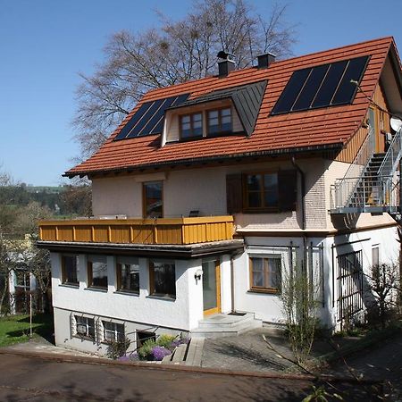Ferienhaus Wetzel ヴァイラー・ジンマーベルク エクステリア 写真