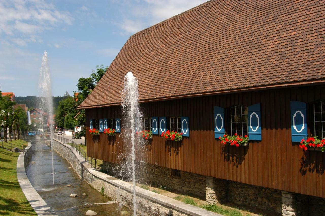 Ferienhaus Wetzel ヴァイラー・ジンマーベルク エクステリア 写真