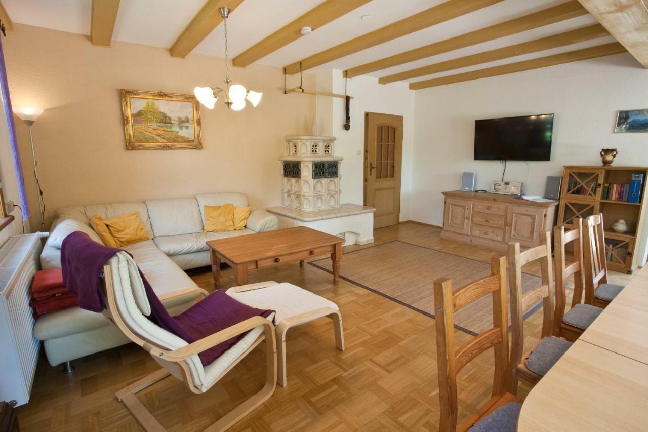 Ferienhaus Wetzel ヴァイラー・ジンマーベルク エクステリア 写真